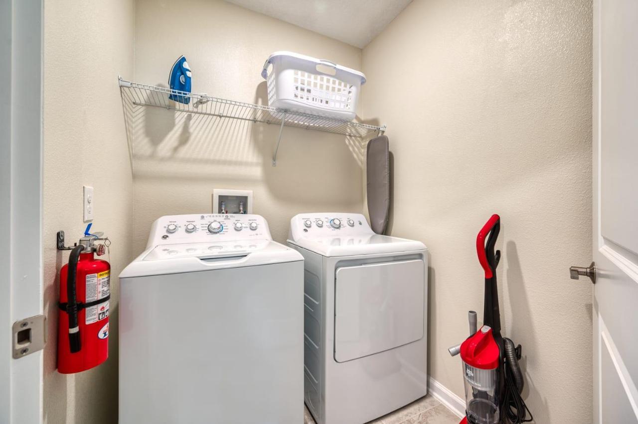 Modern Condo With Themed Bedroom Near Disney Orlando Exterior photo