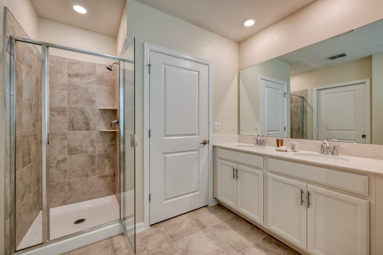 Modern Condo With Themed Bedroom Near Disney Orlando Exterior photo
